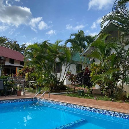 סנטה פה Rainforest Yasmin Hotel מראה חיצוני תמונה
