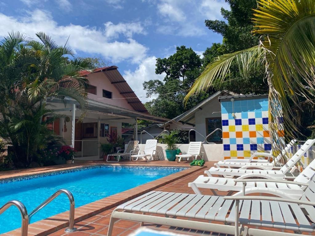 סנטה פה Rainforest Yasmin Hotel מראה חיצוני תמונה