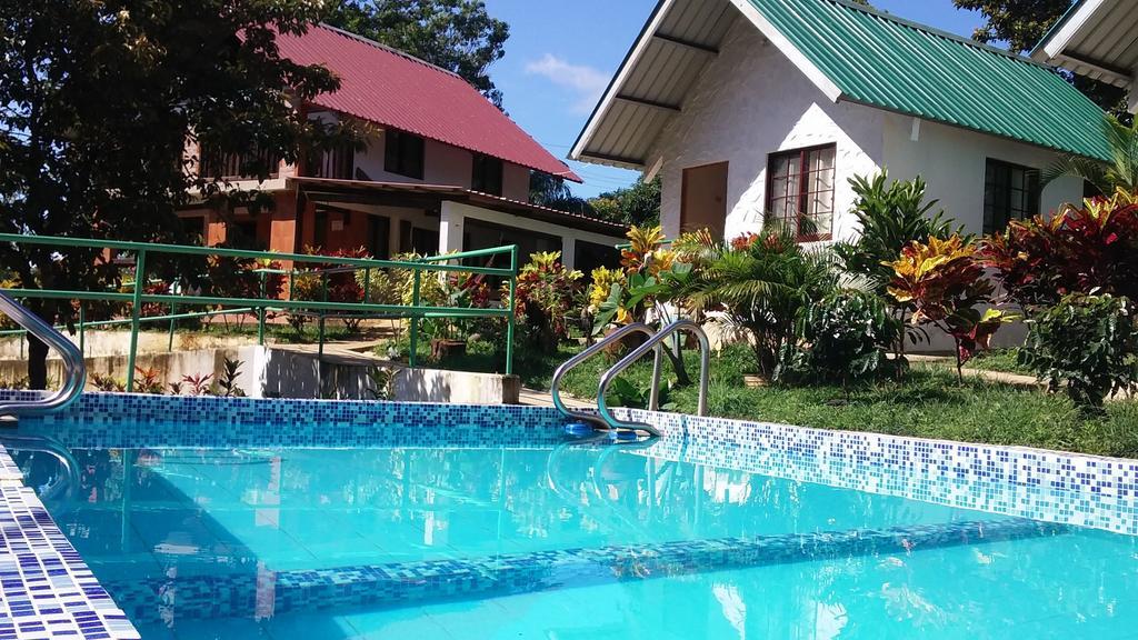 סנטה פה Rainforest Yasmin Hotel מראה חיצוני תמונה